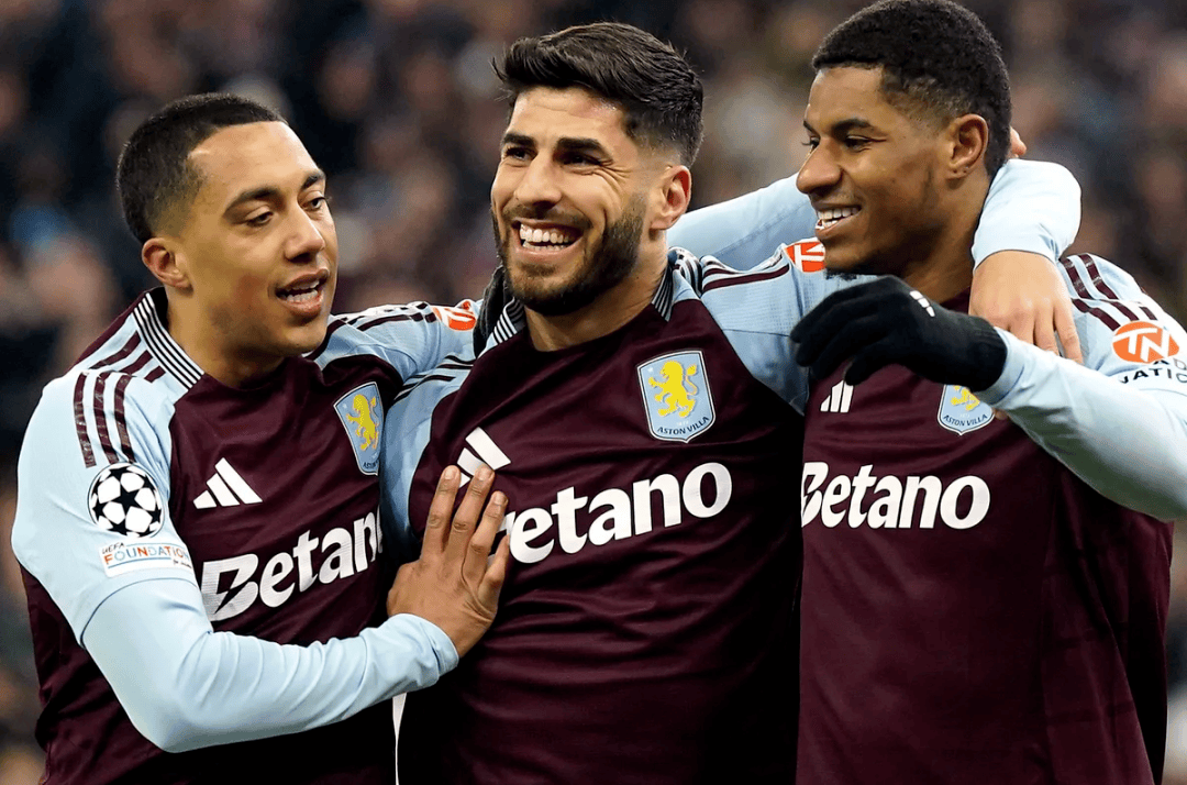 欧冠集结日走向成谜，阿斯顿维拉官宣签约，形势明朗，年轻球员获得机会(阿斯顿维拉欧冠赛程)