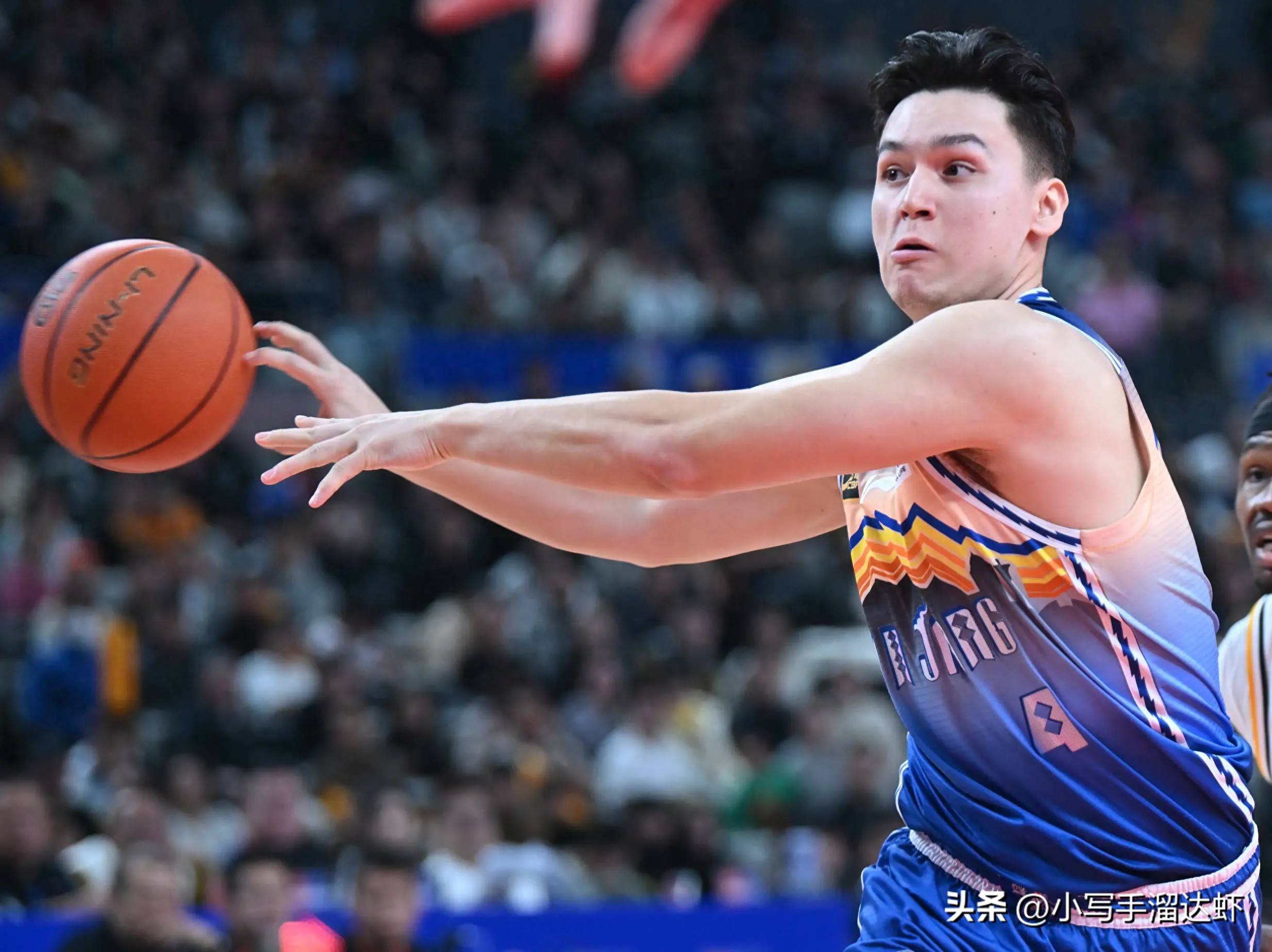  风云突变！俄克拉荷马雷霆集结日再遭质疑；CBA常规赛版图或变；目标明确；训练强度明显提升