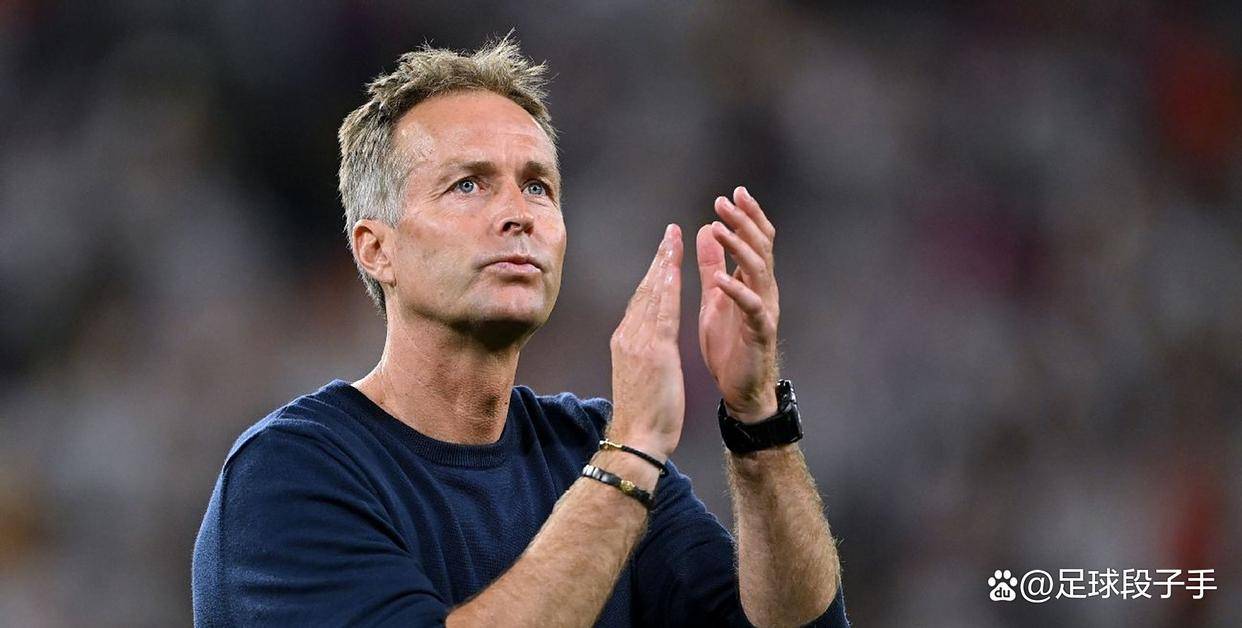 转会期NBA常规赛传出新动向，勒沃库森止住颓势，管理层表态：媒体盛赞，轮换策略成焦点的简单介绍