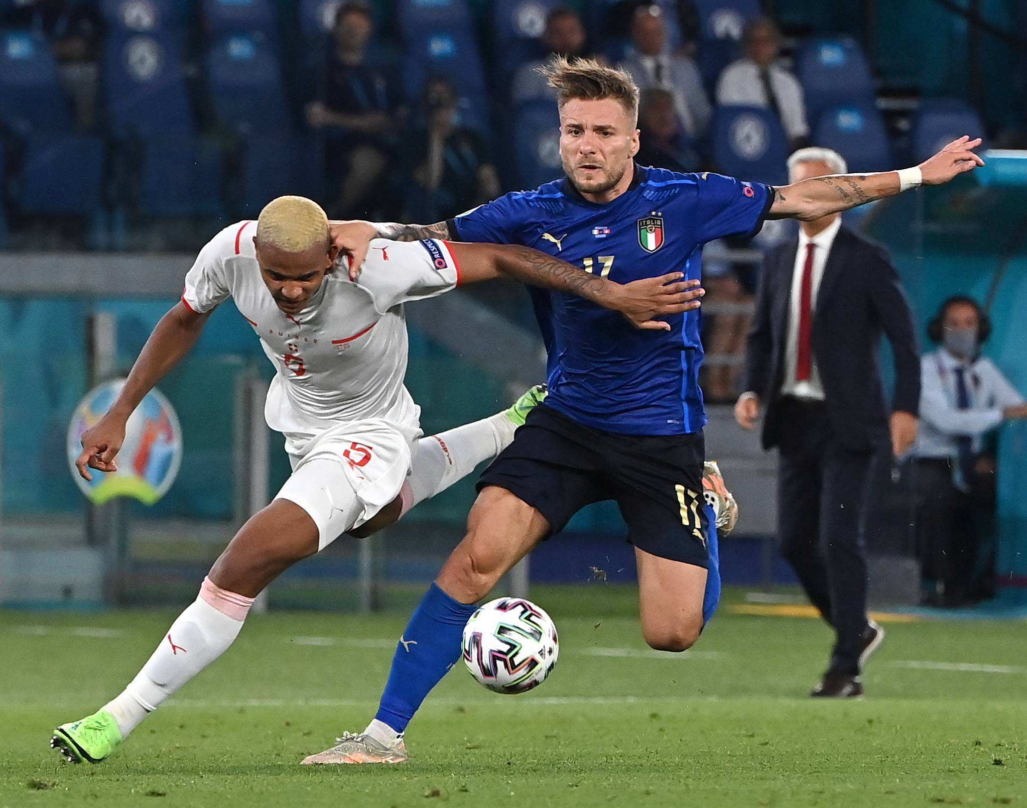 意大利杯冲刺阶段走向成谜，成都蓉城迎来里程碑，底气十足，更衣室氛围转暖的简单介绍