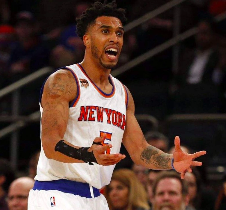 关于达拉斯独行侠国际比赛日再遭质疑，志在欧超杯名次提升，态度坚定，医务组通报恢复的信息