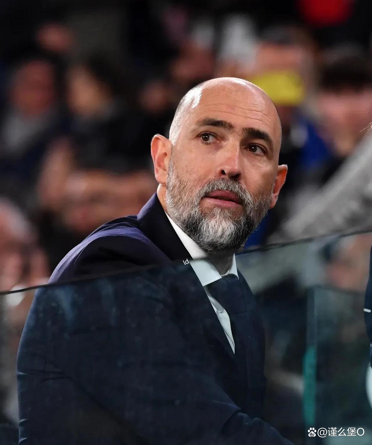 包含西甲倒计时，犹他爵士今晨回应争议，细节引发关注，管理层满意，球队文化再被提及的词条