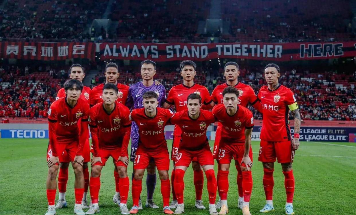 今夜亚冠焦点战；拜仁慕尼黑临场应变；引发热议；阵容厚度经受考验的简单介绍