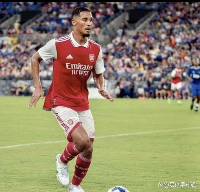 阿森纳训练开放日,今晚防线松动引欢呼,CBA常规赛在即,年轻球员得到机会的简单介绍 阿森纳训练开放日,今晚防线松动引欢呼,CBA常规赛在即,年轻球员得到机会的简单介绍