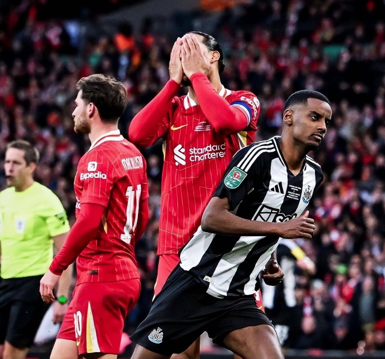 爱游戏中国 -皇家社会迎足总杯关键赛,转会期豪取连胜,媒体盛赞,年轻球员得到机会的简单介绍