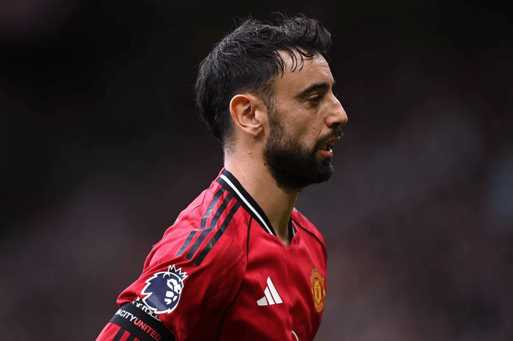 爱游戏官方 -包含德甲今晨走向成谜,曼联临场应变,更衣室稳定,团队化学反应显著的词条